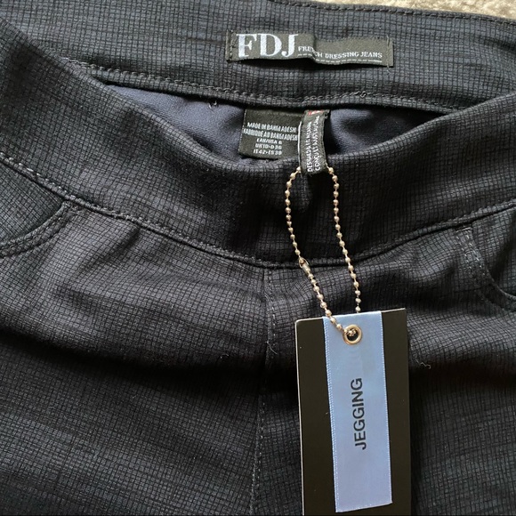 NWT FDJ Dark Navy Grid Pull On Jeggings - Picture 3 of 10